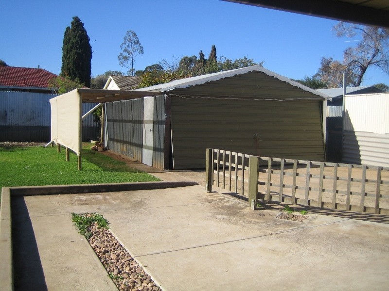 26 Peacock Road, Elizabeth Downs SA 5113