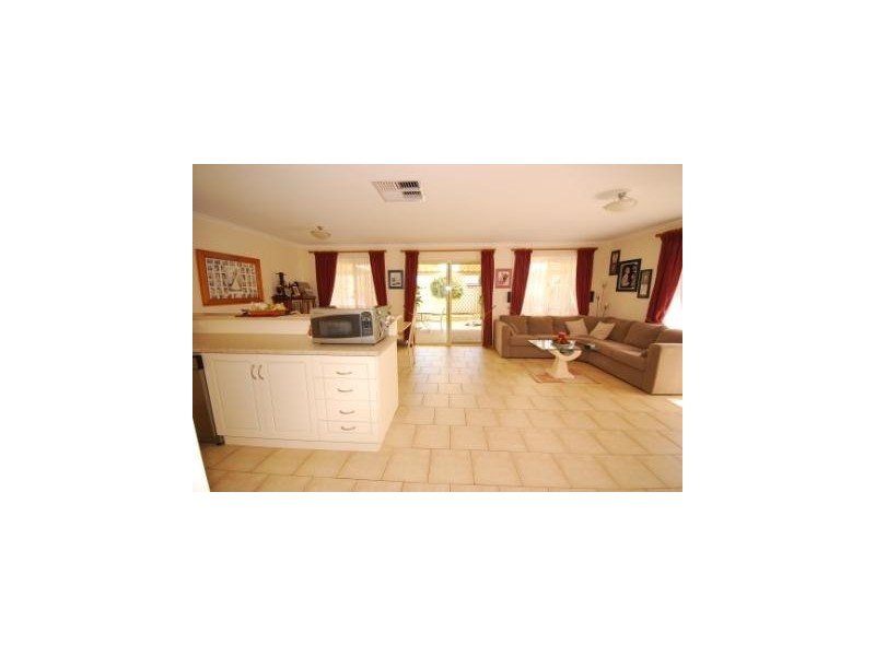 14 Grace Boulevard, Smithfield Plains SA 5114