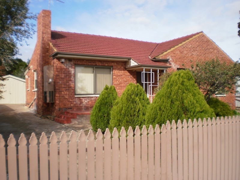 5 Leonard Street, Elizabeth Park SA 5113