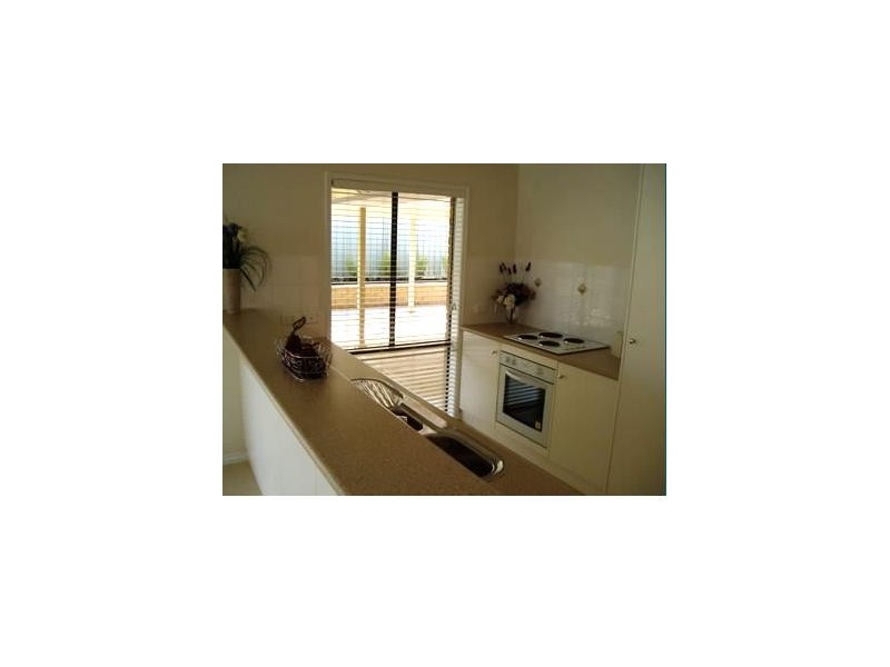 16 Arcadia Court, Smithfield SA 5114