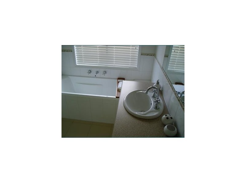 16 Arcadia Court, Smithfield SA 5114