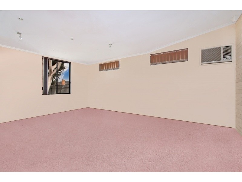 22 Campbell Road, Elizabeth Downs SA 5113