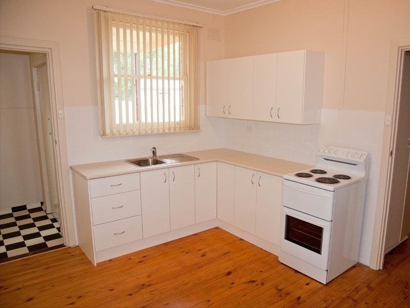 4 Johnston Rd.., Elizabeth Downs SA 5113