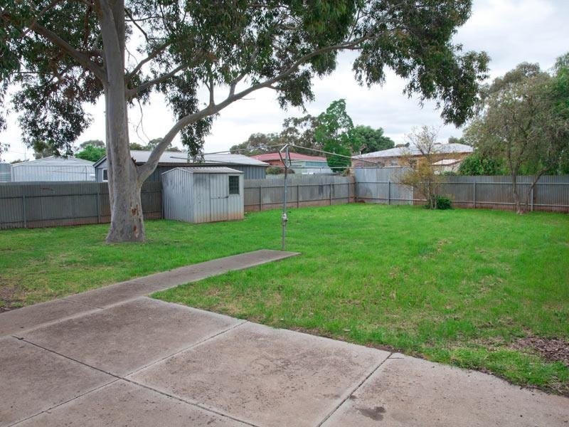 4 Johnston Rd.., Elizabeth Downs SA 5113