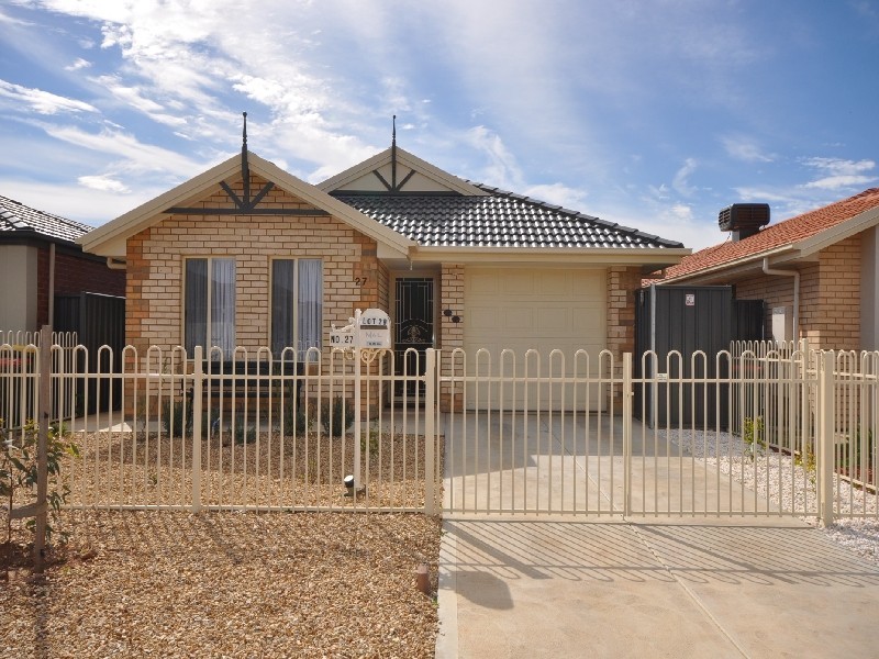 27 Monterey Drive, Munno Para West SA 5115