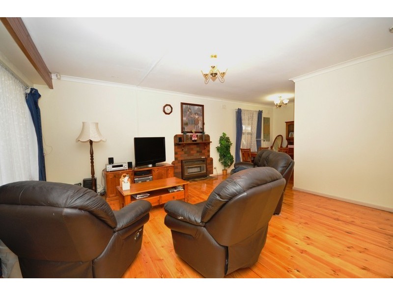 215 Midway Road, Elizabeth Downs SA 5113