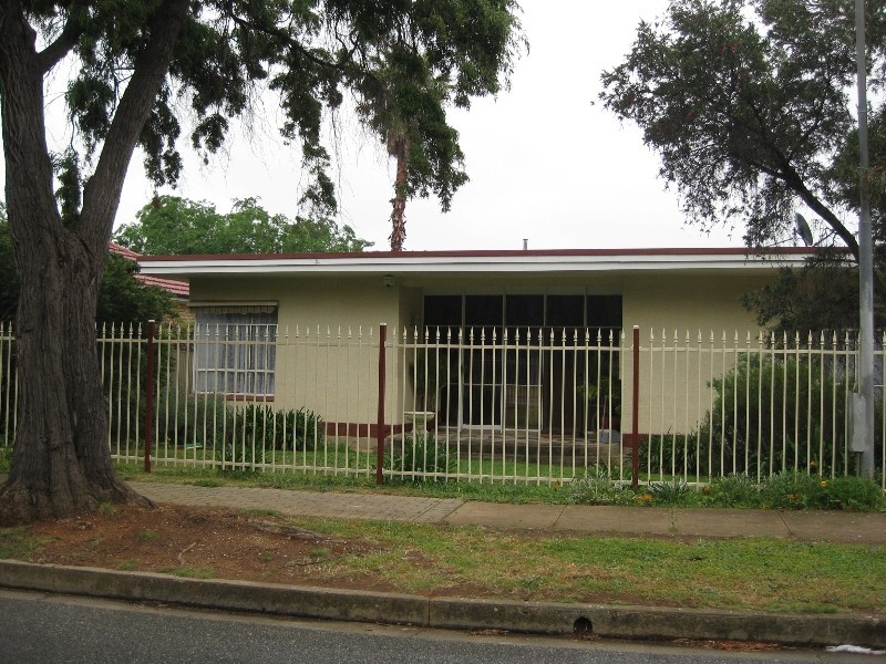 43 Northampton Crescent, Elizabeth East SA 5112