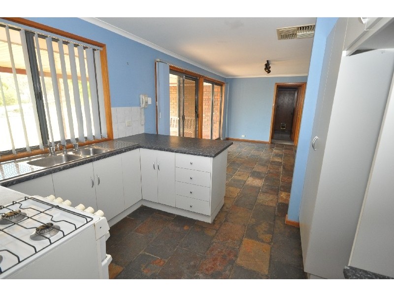 1 Anthony Drive, Hillbank SA 5112