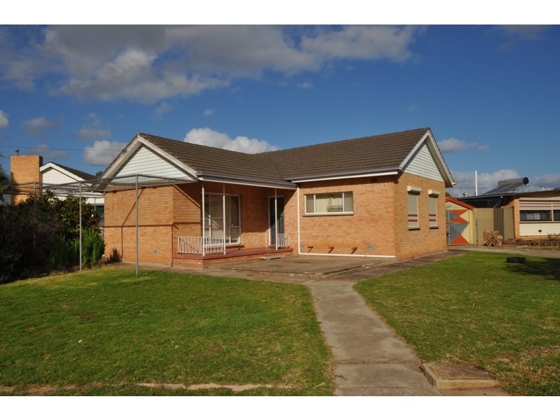 9 Jarvis Road, Elizabeth Vale SA 5112