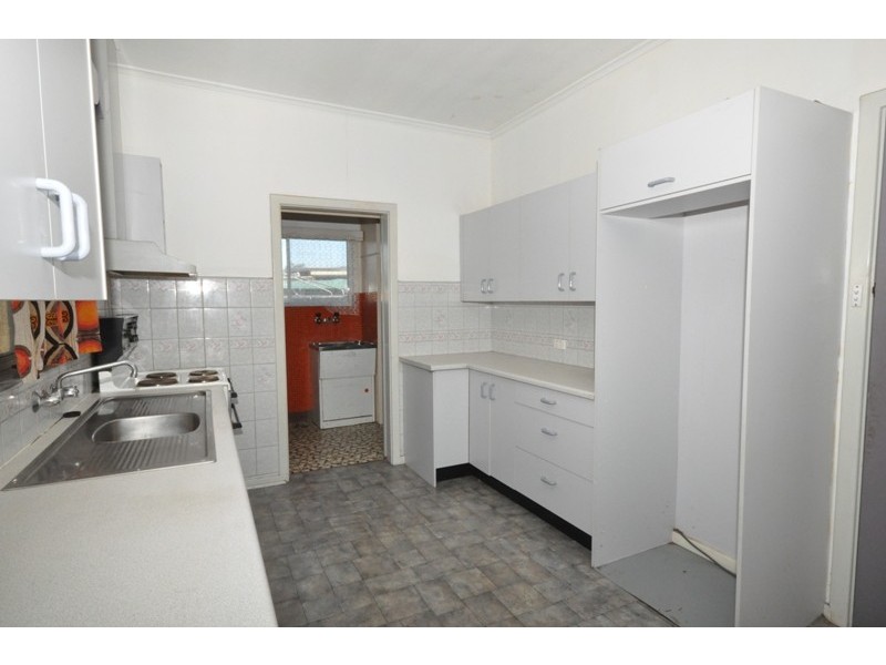 9 Jarvis Road, Elizabeth Vale SA 5112