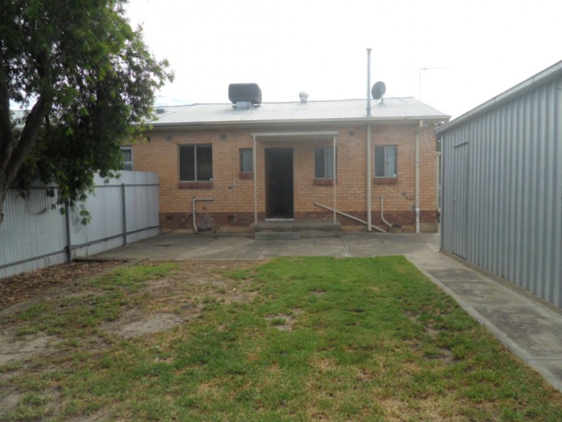 12 Chilmark Street, Elizabeth Vale SA 5112