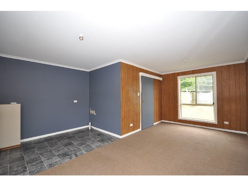 5 Jeffries Road, Elizabeth South SA 5112