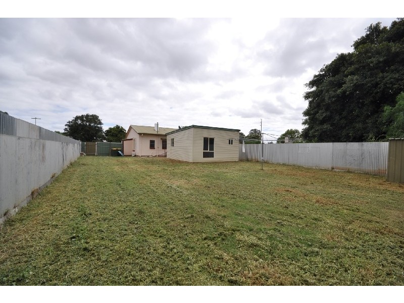 5 Jeffries Road, Elizabeth South SA 5112