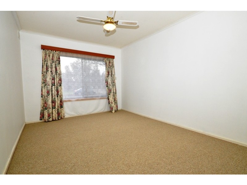 22 Bell St, Smithfield Plains SA 5114