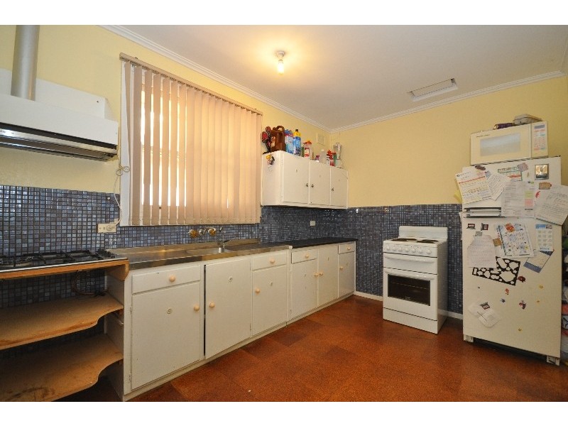 13 Halsey Road, Elizabeth East SA 5112