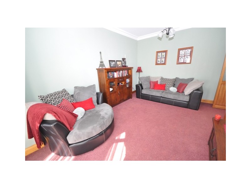 10 Honeysuckle Drive, Hillbank SA 5112