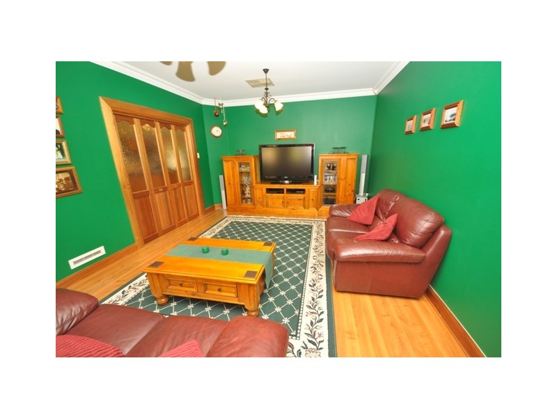 10 Honeysuckle Drive, Hillbank SA 5112