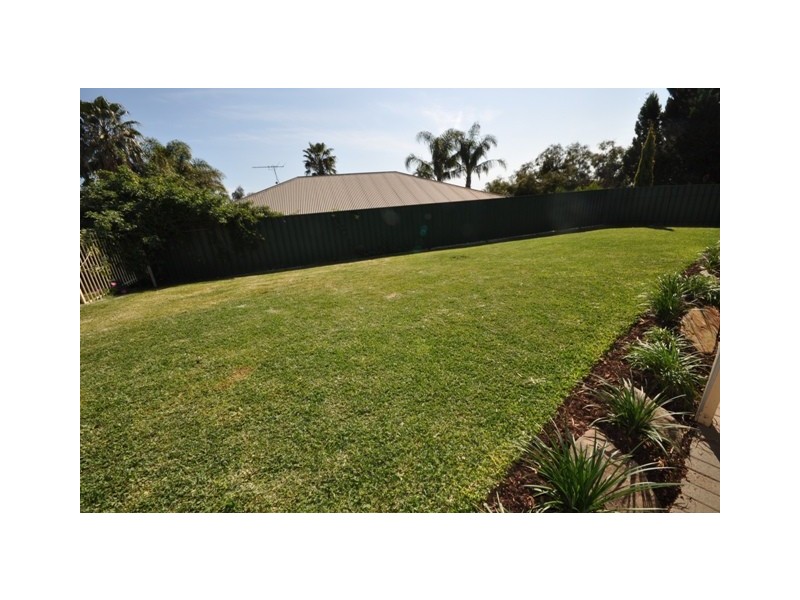 10 Honeysuckle Drive, Hillbank SA 5112