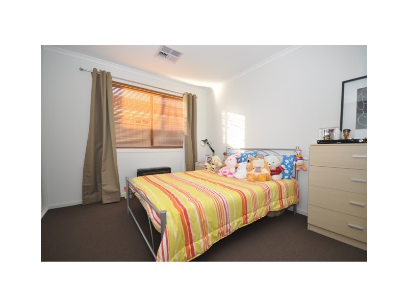 4 Coonawarra Avenue, Andrews Farm SA 5114