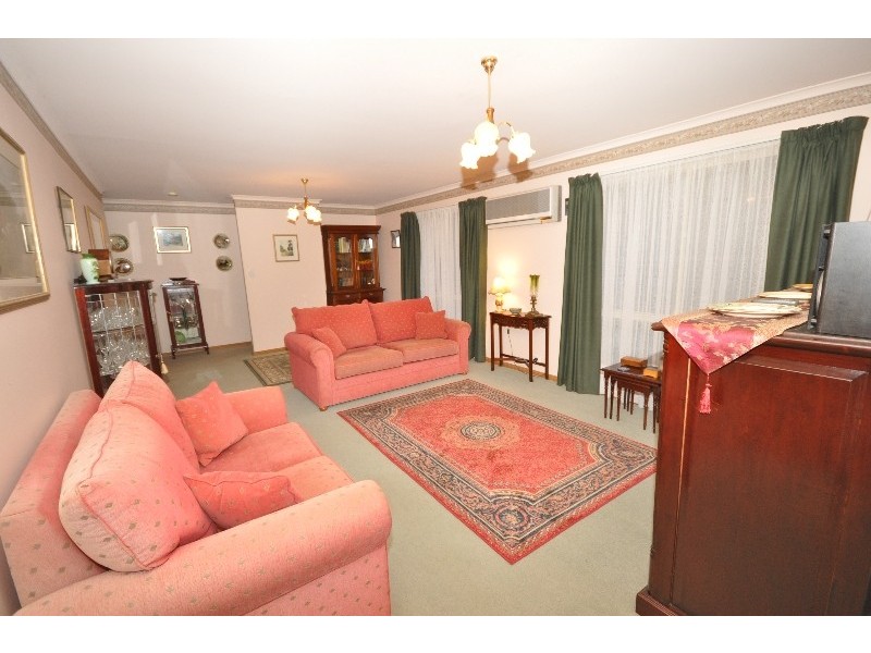 8 Cinnamon Grove, Blakeview SA 5114