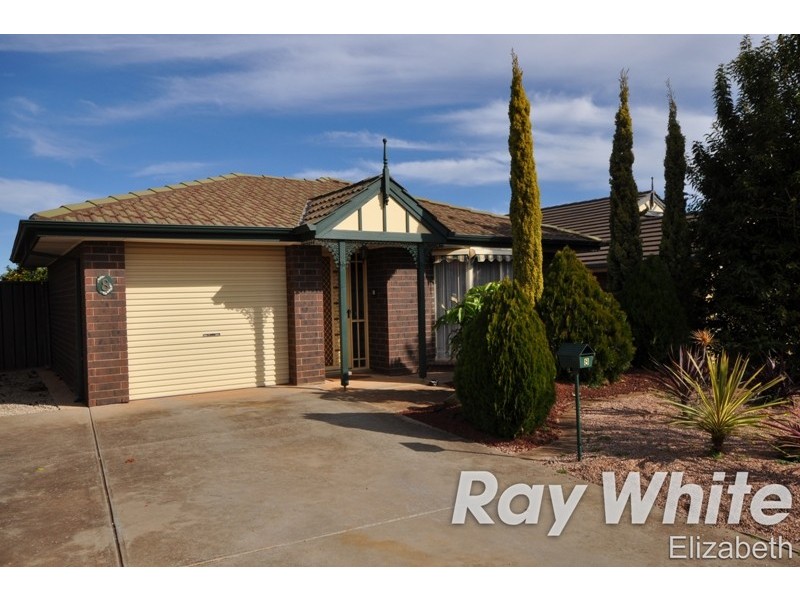 8 Cinnamon Grove, Blakeview SA 5114