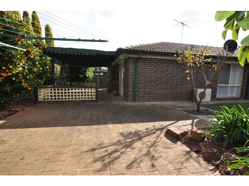 8 Cinnamon Grove, Blakeview SA 5114