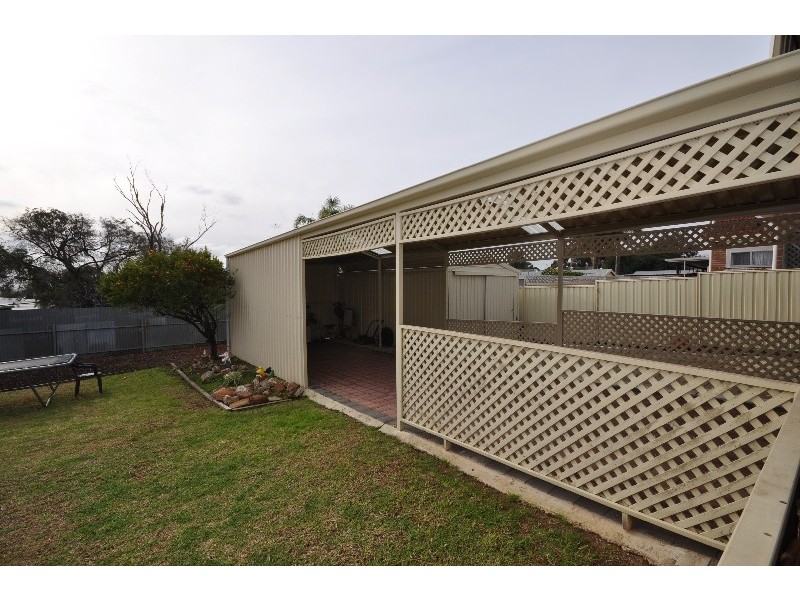 18 Winara Drive, Ingle Farm SA 5098