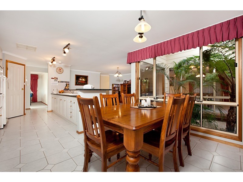 82 Highfield Drive, Hillbank SA 5112