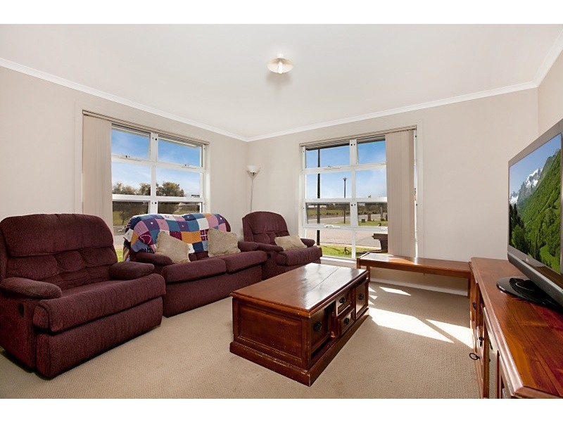 55 Lakeside Drive, Andrews Farm SA 5114