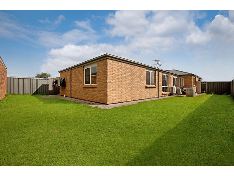 55 Lakeside Drive, Andrews Farm SA 5114