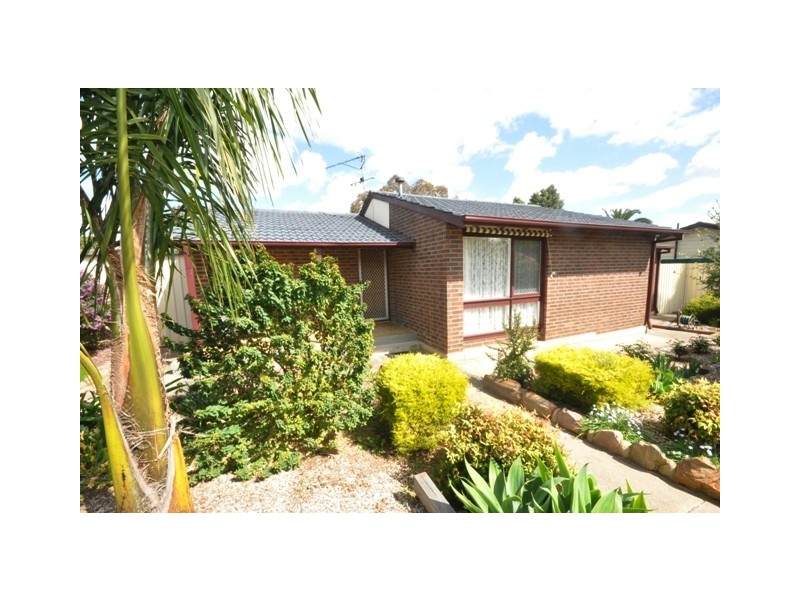 8 Badcoe Street, Elizabeth East SA 5112