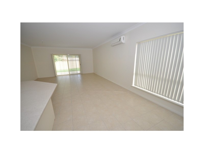 25 Halsey Road, Elizabeth East SA 5112