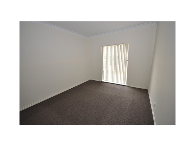 25 Halsey Road, Elizabeth East SA 5112