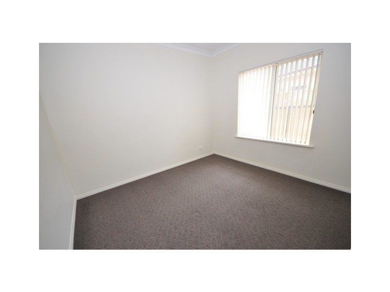 25 Halsey Road, Elizabeth East SA 5112