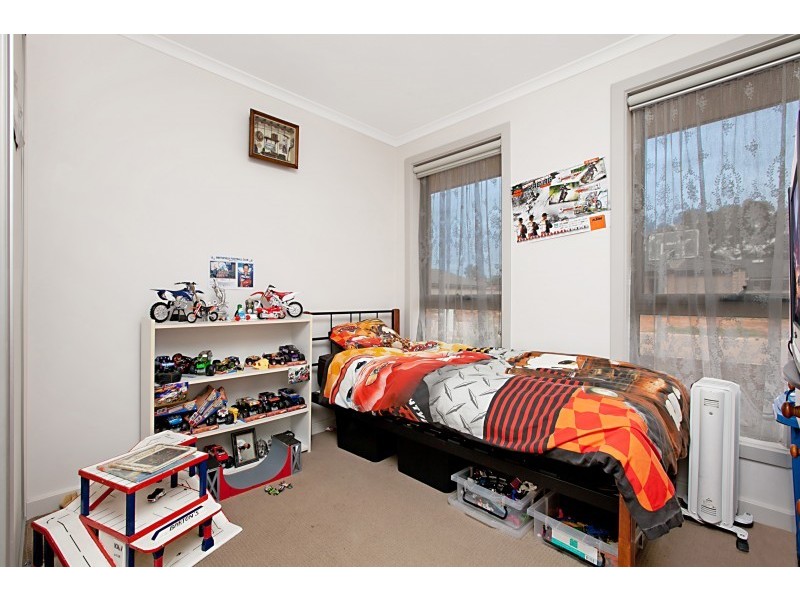 10 Luvera Drive, Munno Para West SA 5115