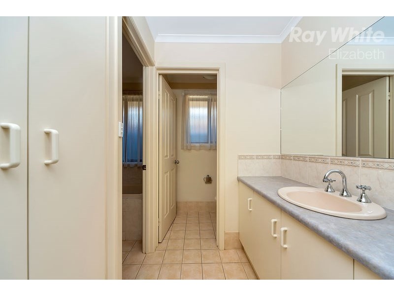 22 Orange Pde, Munno Para West SA 5115