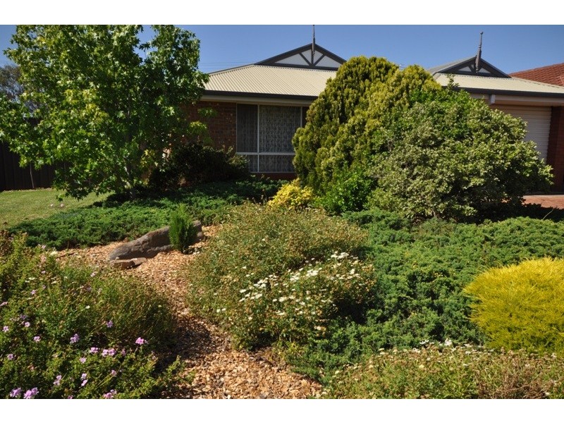 4 Sunshine Place, Blakeview SA 5114