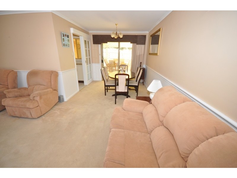 33 Hedgerow Drive, Gulfview Heights SA 5096
