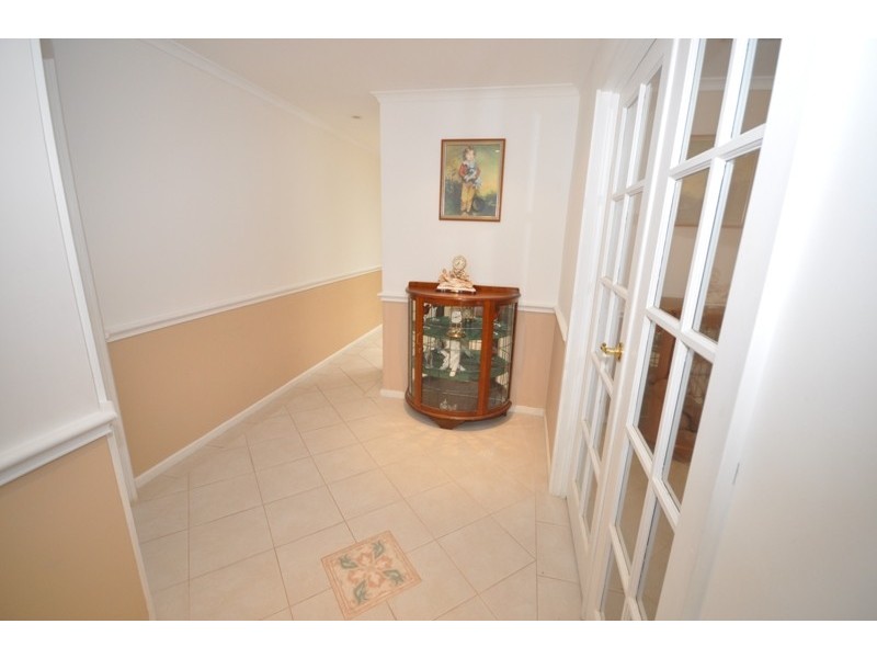 33 Hedgerow Drive, Gulfview Heights SA 5096