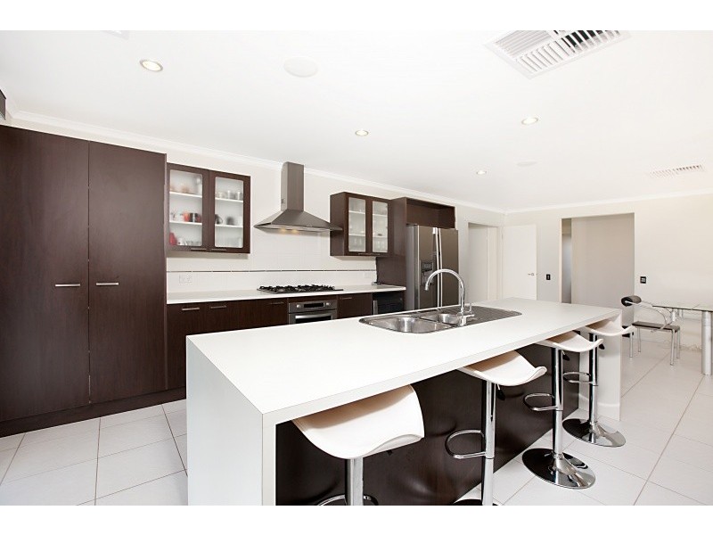 63 Northwater Way, Springbank Waters Estate, Burton SA 5110