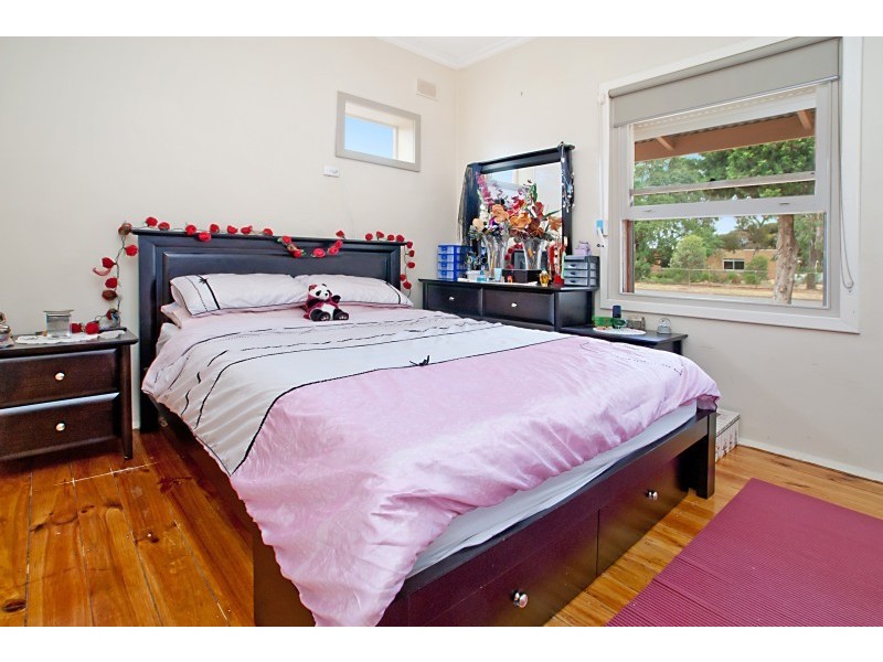 25 Smitham Street, Elizabeth Grove SA 5112