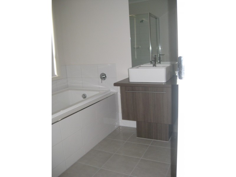 42 Tudor Crescent, Smithfield Plains SA 5114