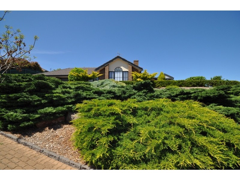 18 Modra Circuit, Hillbank SA 5112