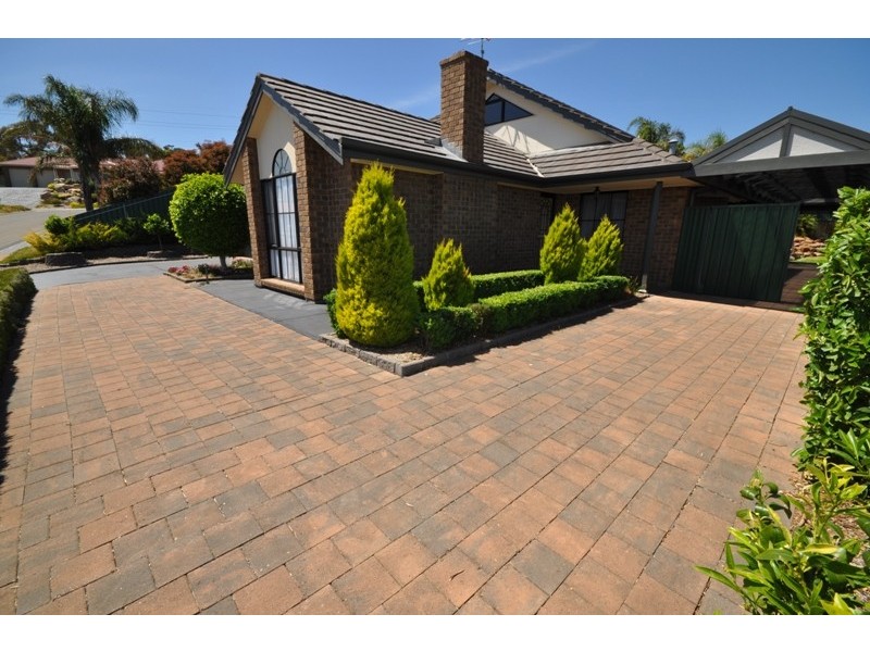 18 Modra Circuit, Hillbank SA 5112