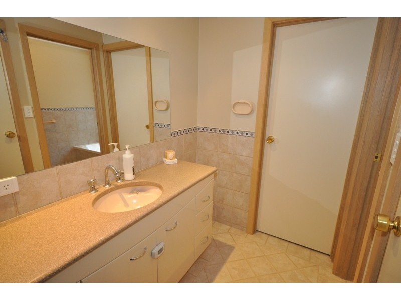 18 Modra Circuit, Hillbank SA 5112