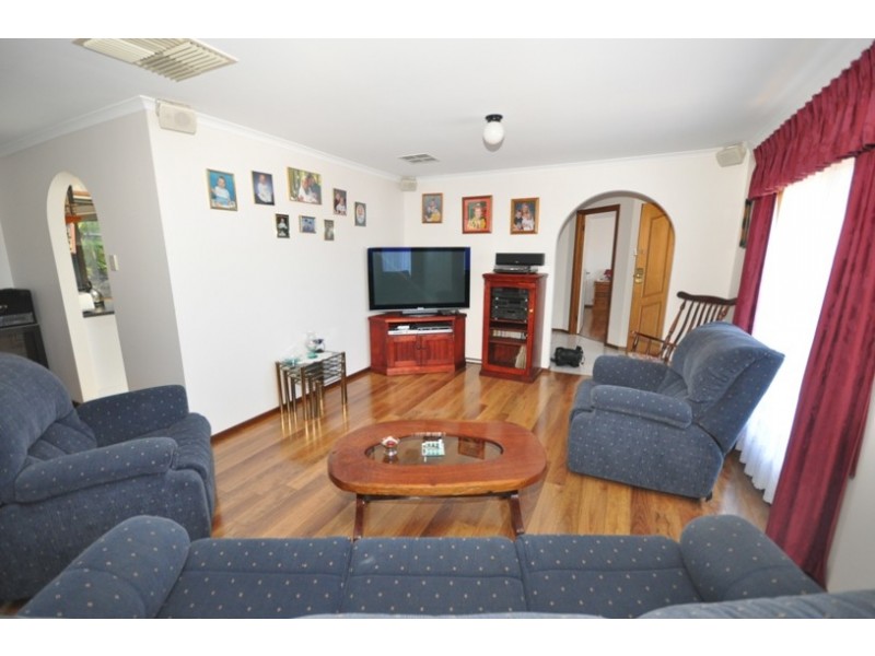 16 Rockley Court, Hillbank SA 5112