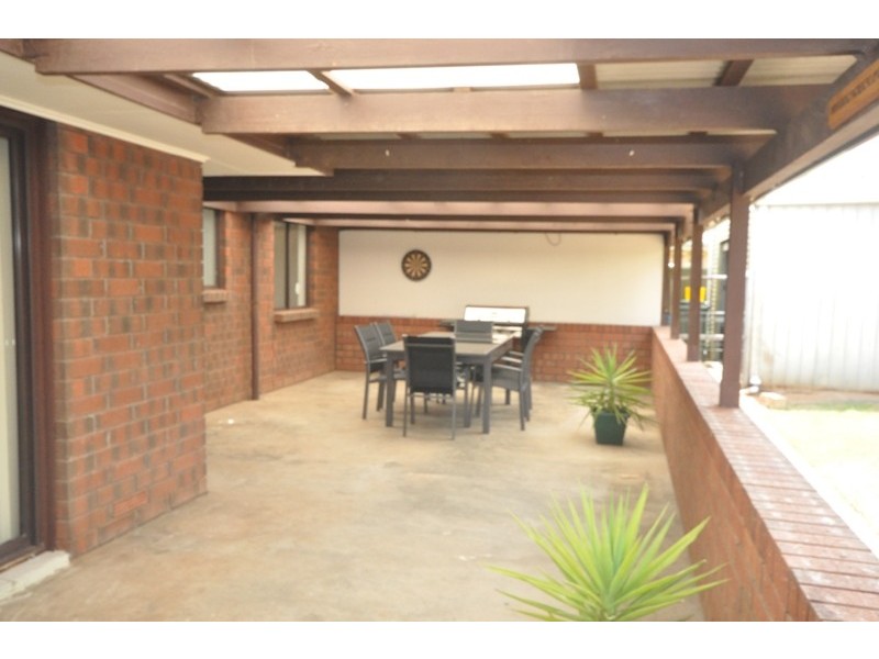 29 Commodore Parade, Andrews Farm SA 5114