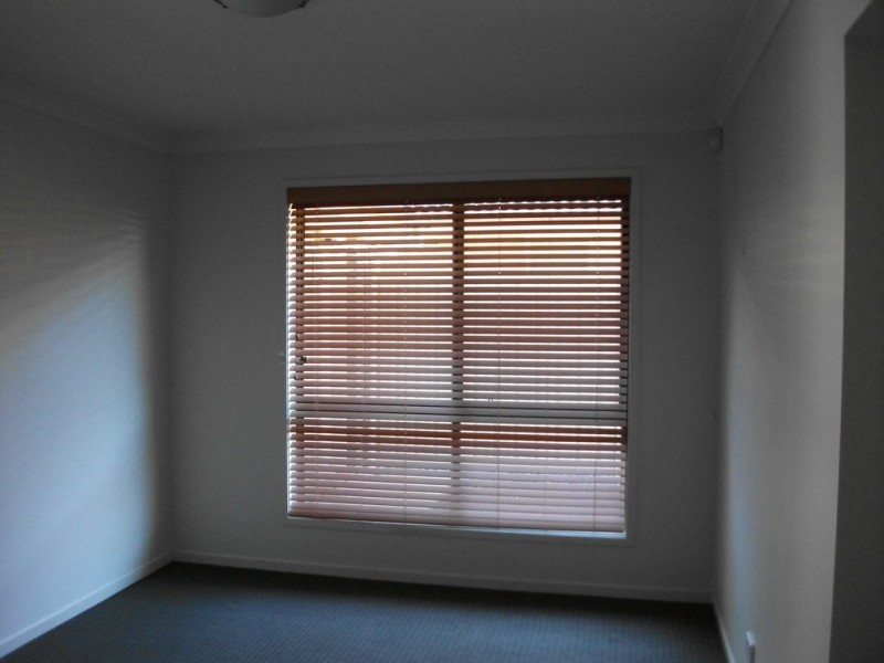 17 Tudor Cres, Smithfield Plains SA 5114