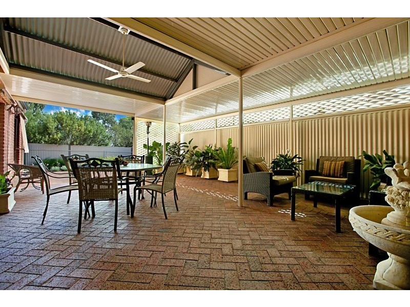 35 Castle Court, Blakeview SA 5114