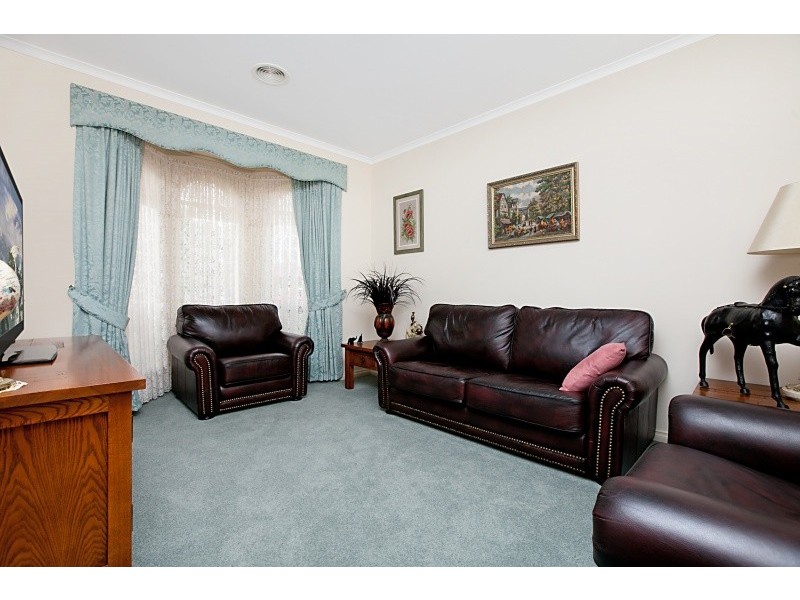 35 Castle Court, Blakeview SA 5114
